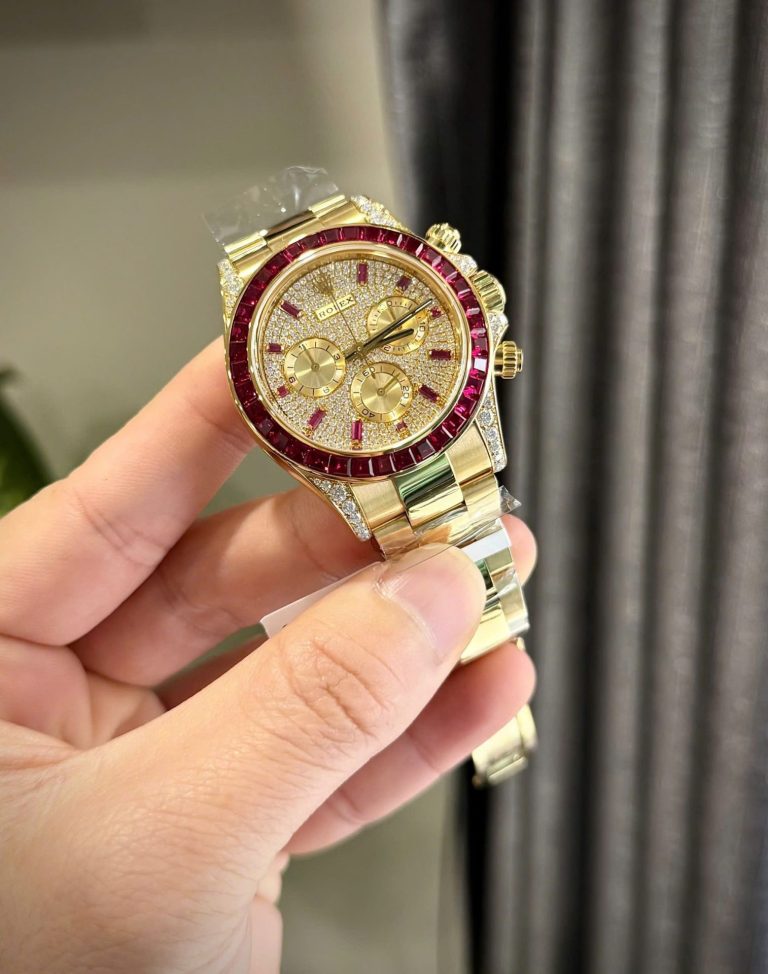 Rolex Daytona Oro amarillo Esfera con diamantes Baguette