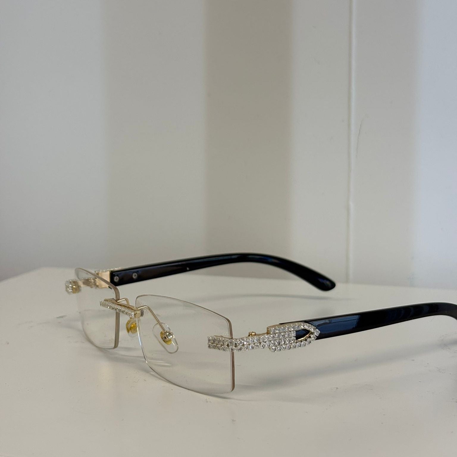 Diamond-Encrusted Glasses with Clear Lenses