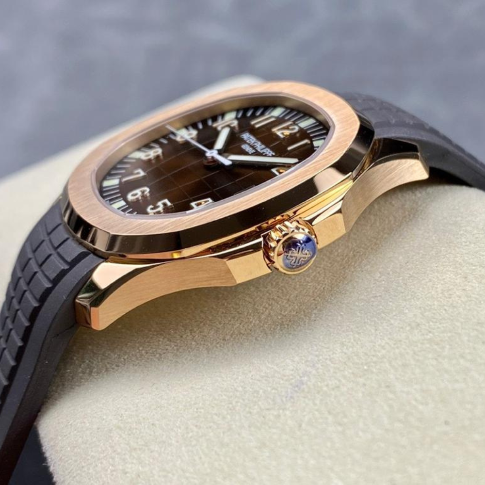 Patek Philippe Aquanaut Gold, Brown Dial