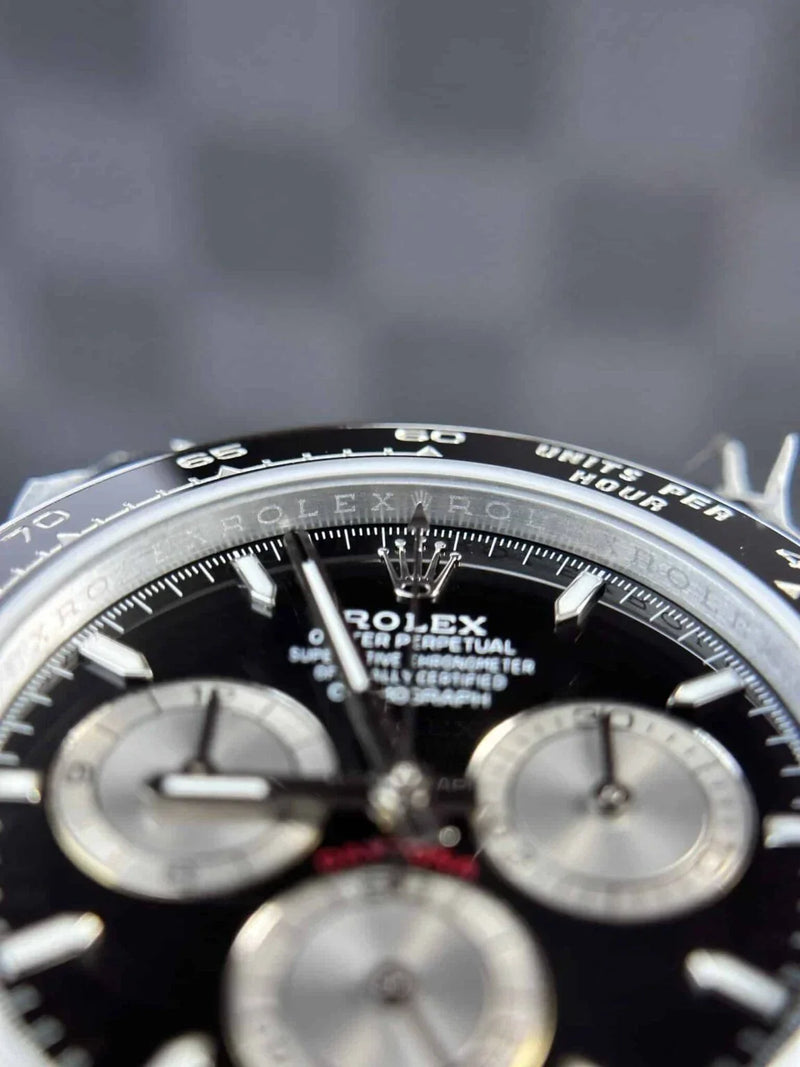 Rolex Daytona Black Dial With Rubber Strap